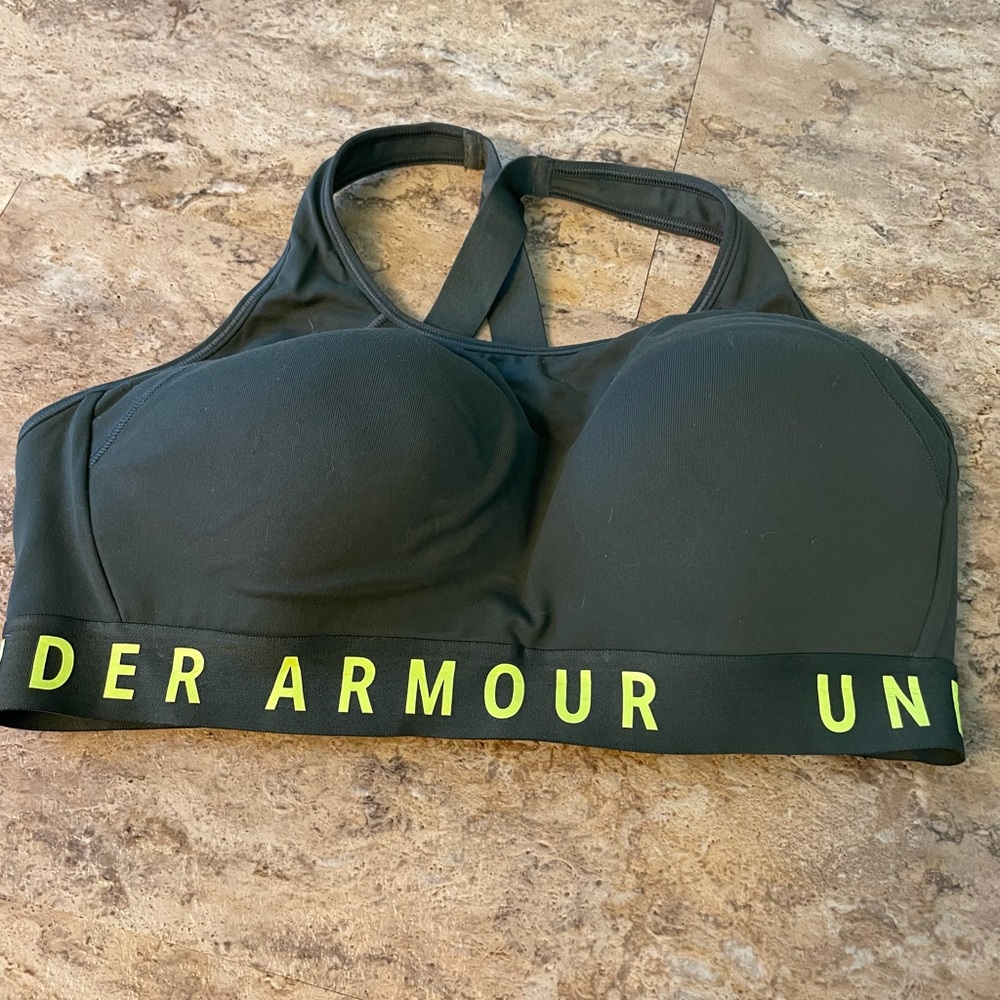 Under armour workout bra XL